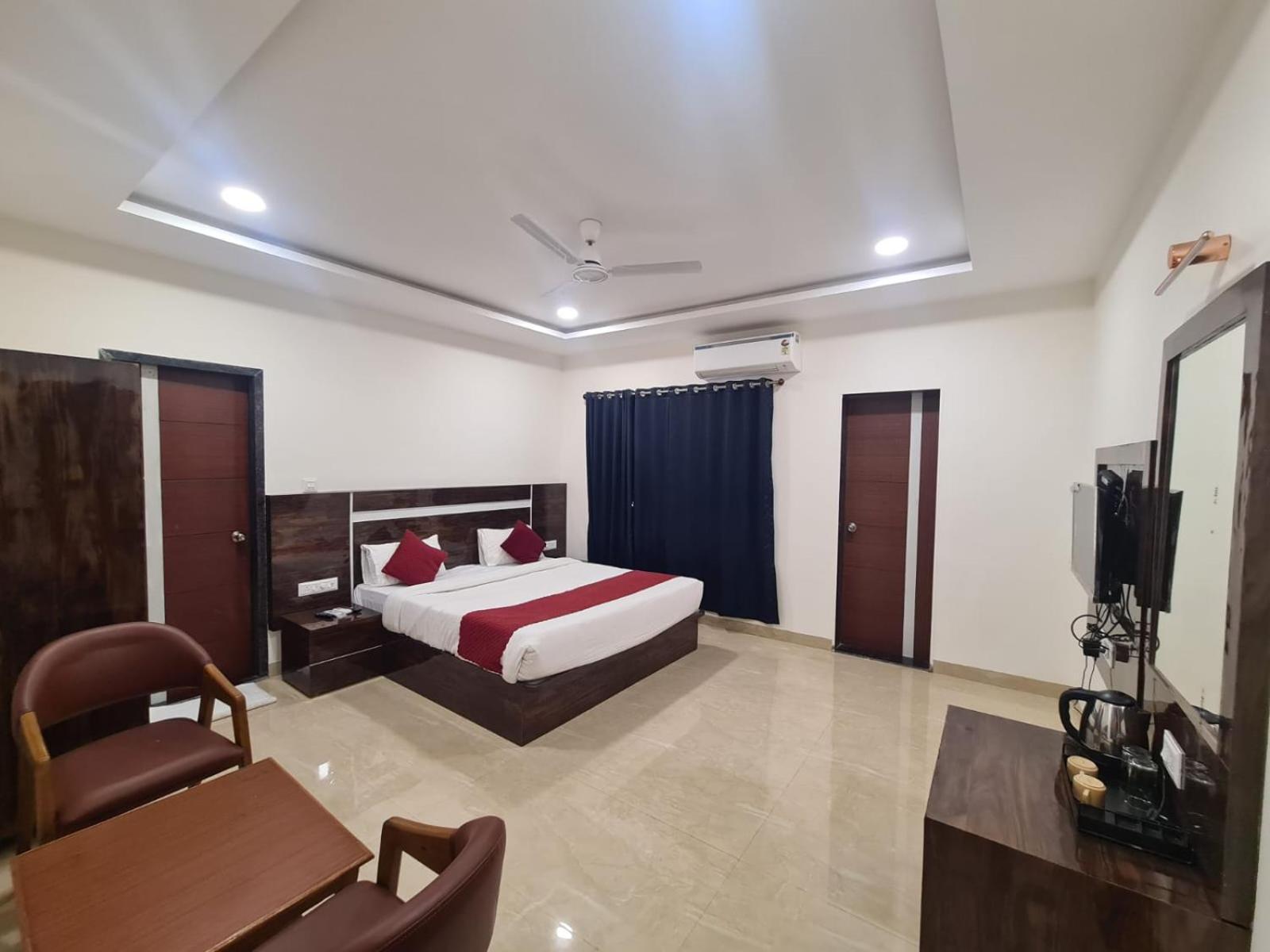 Hill View Hotel By Bil Lonavla Exterior foto